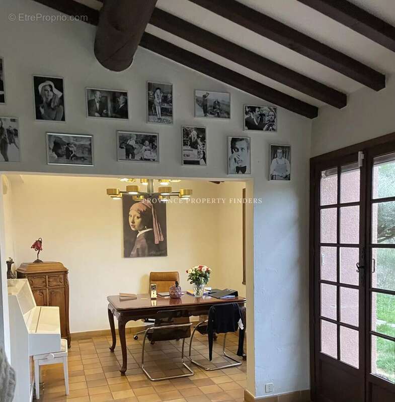 Maison à LORGUES