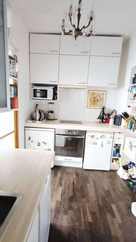 Appartement t3 - paris 10ème - photo 5