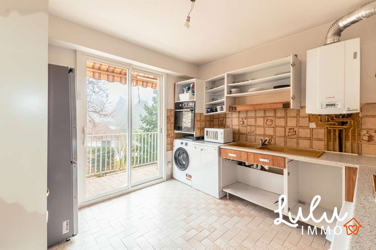 Champagne-au-mont-d'or - Appartement T3 72m2 Avec Deux Balcons  - photo 5