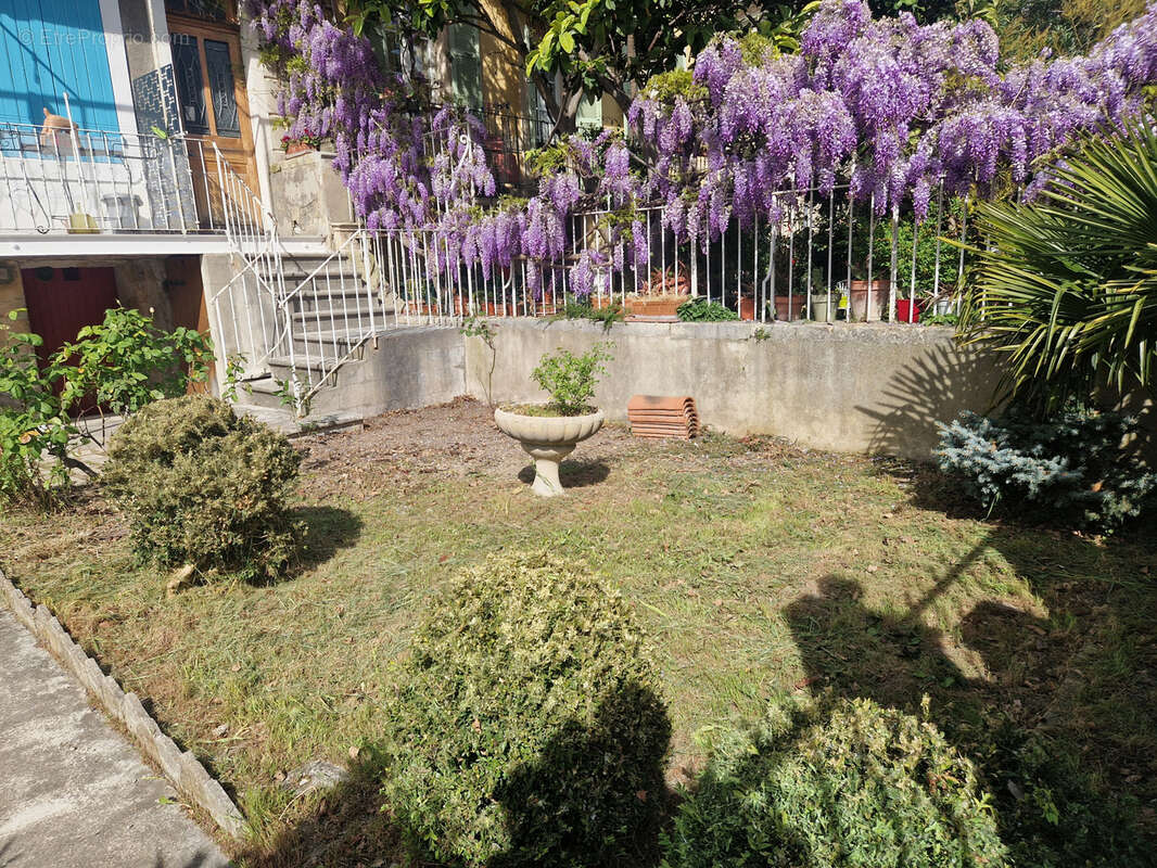 Appartement à NYONS
