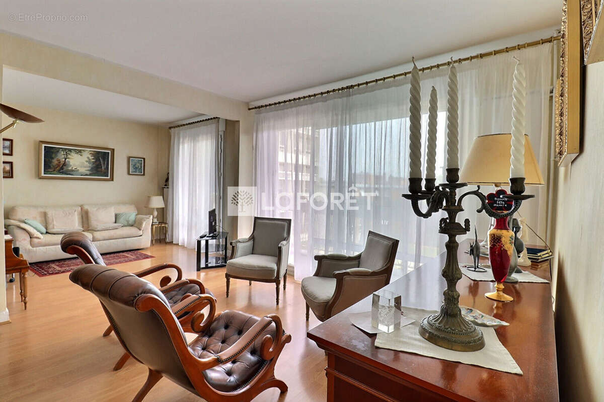 Appartement à VITRY-SUR-SEINE
