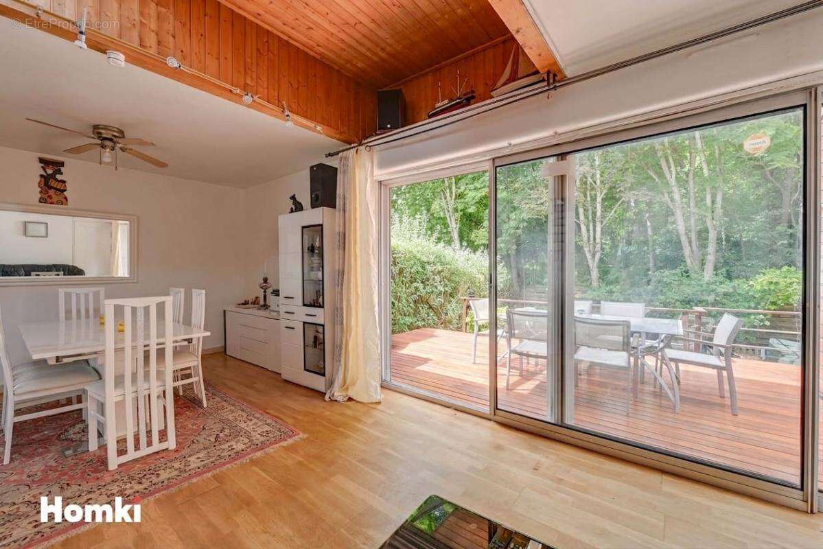 Maison/Villa T5 de 112 m² à Guyancourt 78280 - photo 2