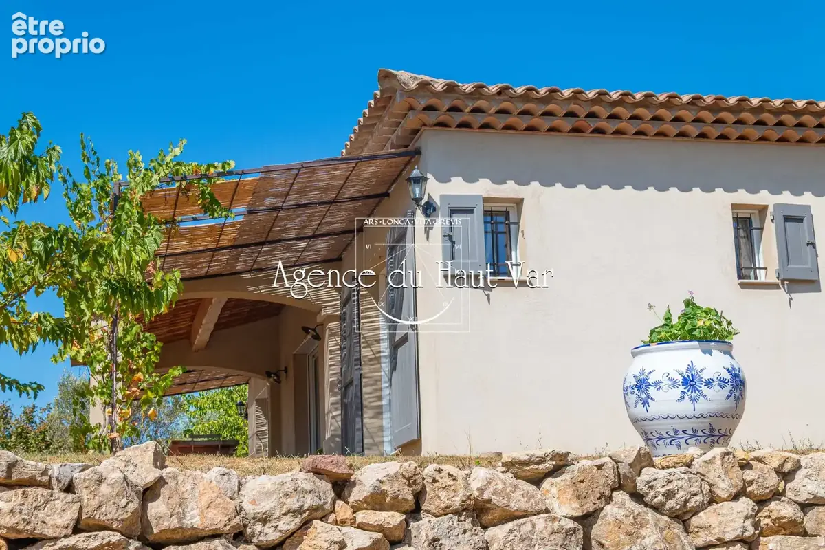 Villa récente 170m2, terrain paysager 3000m2 - photo 20