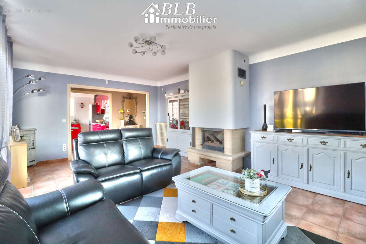 Maison à LE PERRAY-EN-YVELINES