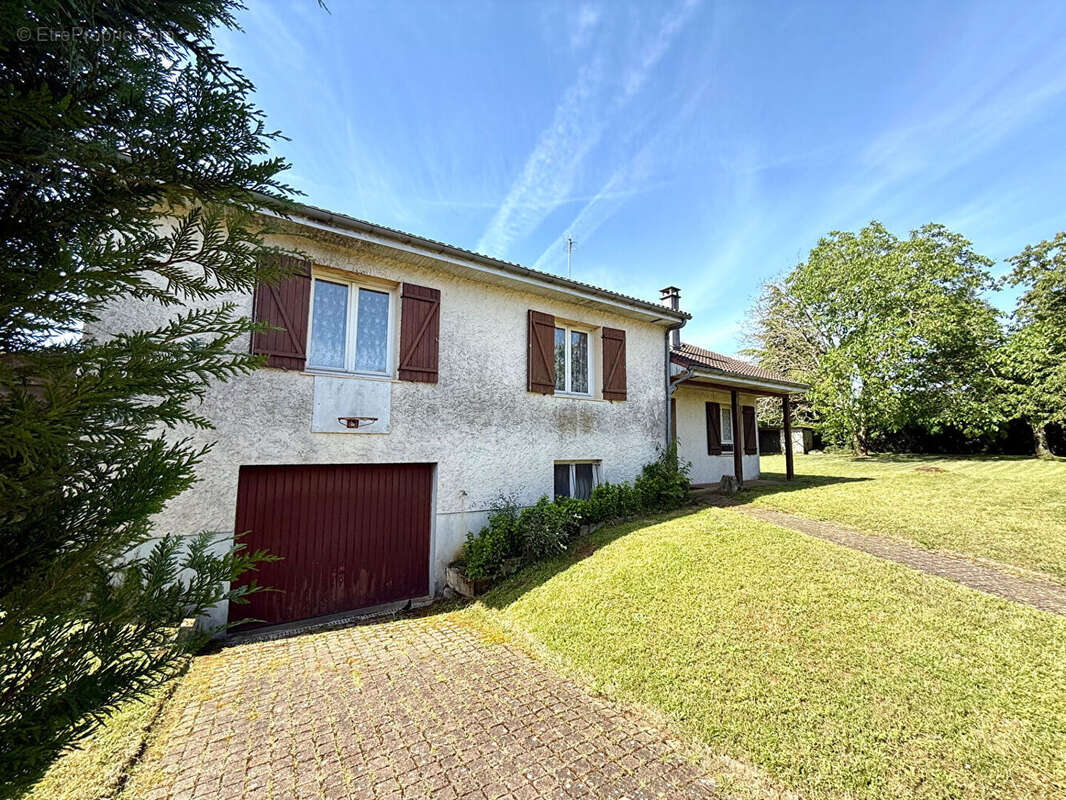 Maison à VIVONNE