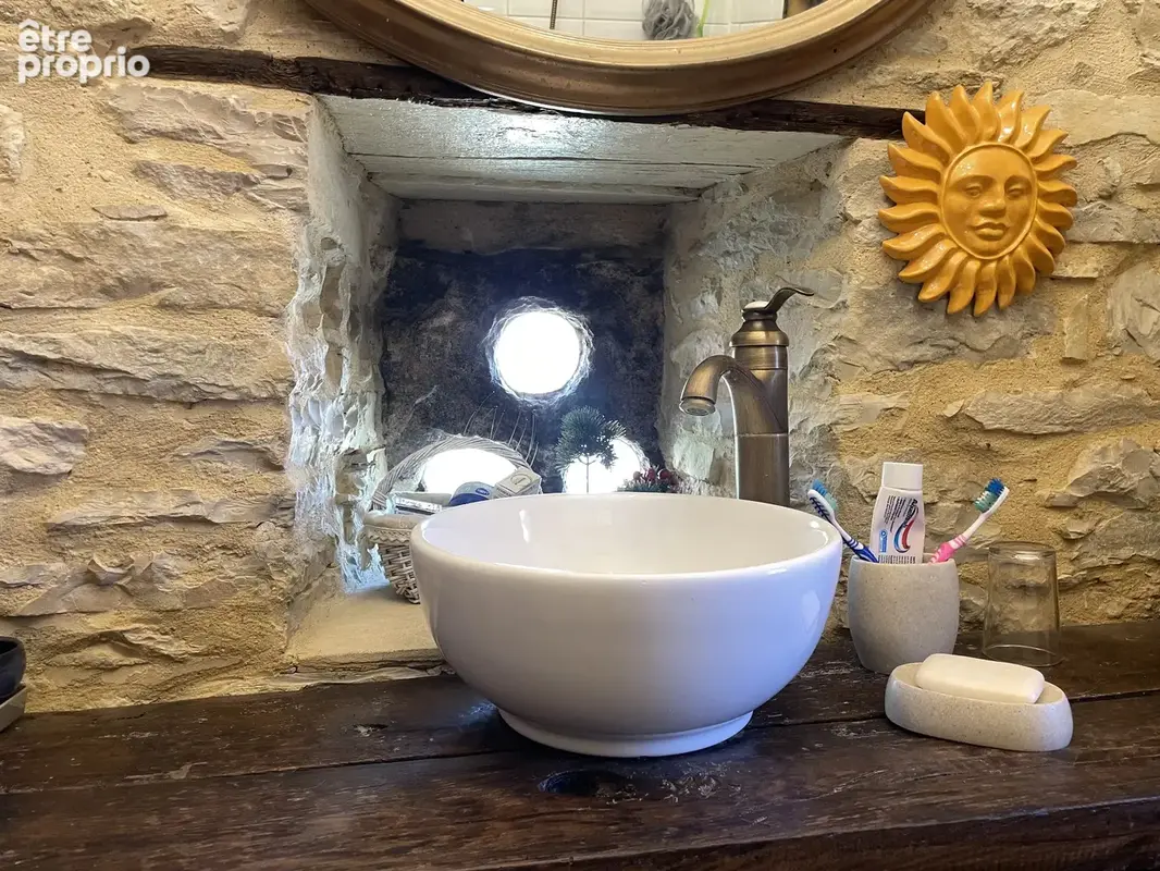 Charmant pigeonnier en Dordogne avec de beaux espaces extérieurs - photo 9