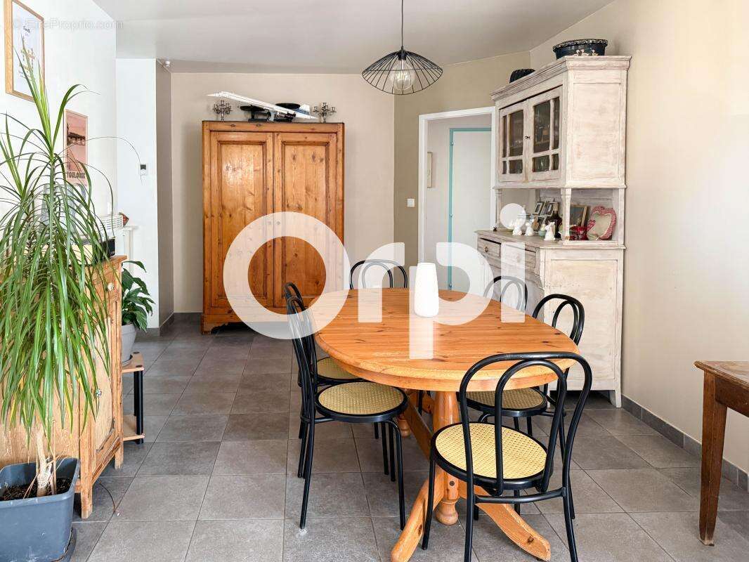 Maison 110 m² à Vergeroux  - photo 6