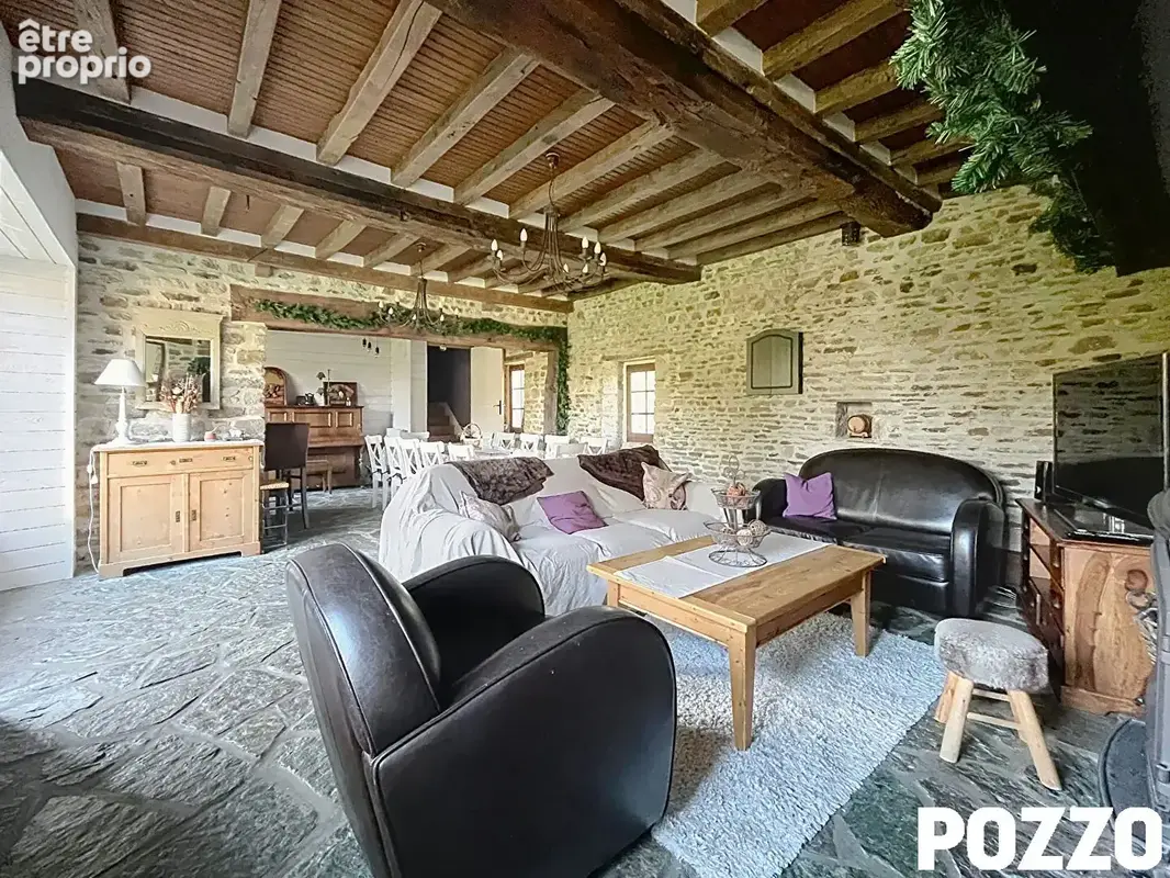 A vendre, maison en pierres de 8 pieces avec piscine chauffee à souleuvre en bocage (14350) - photo 9