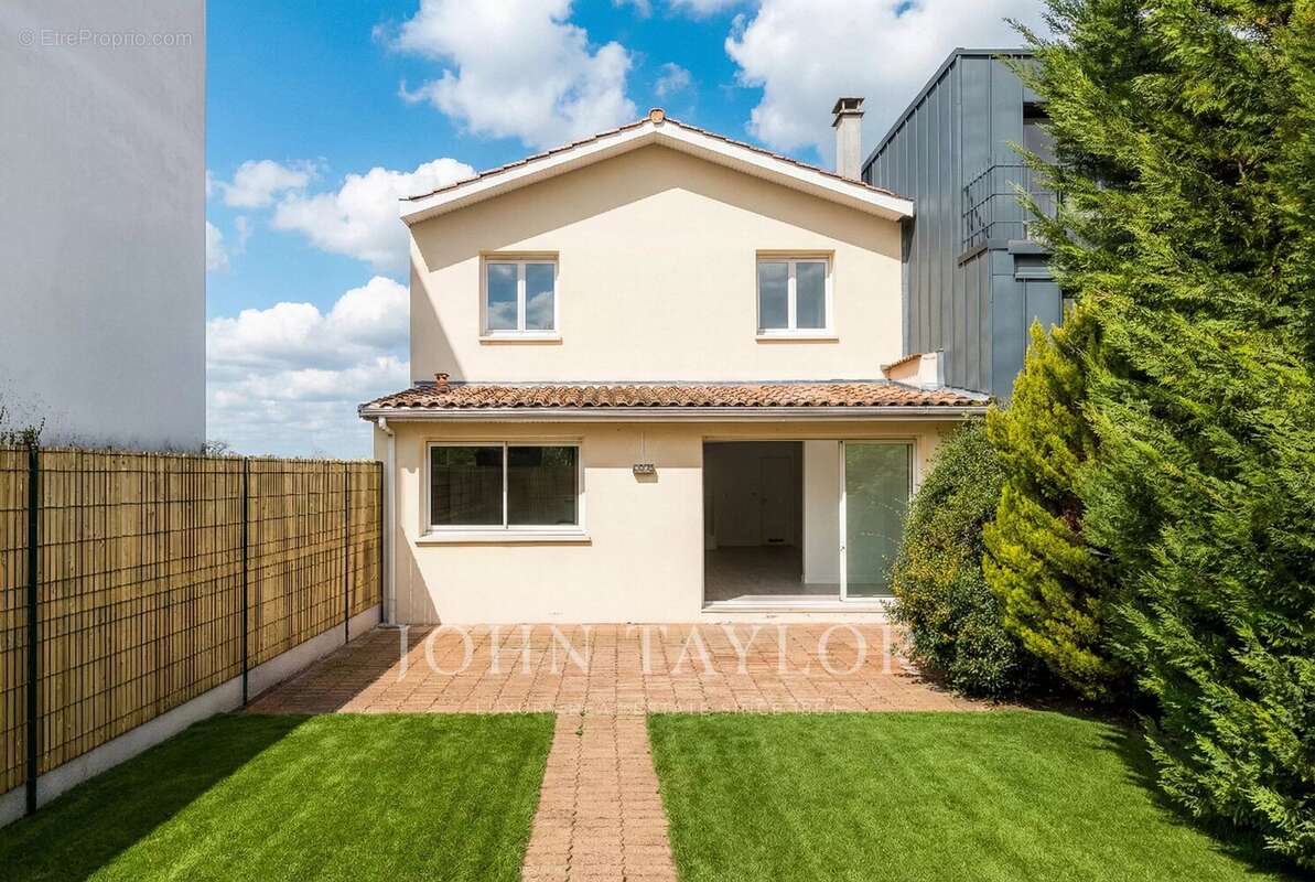 Maison à LE BOUSCAT