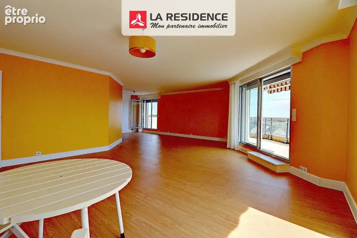 Appartement 4 pièces 119 m² à vendre à Blois (41000) - photo 3