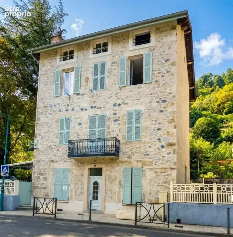 Appartement à VALS-LES-BAINS