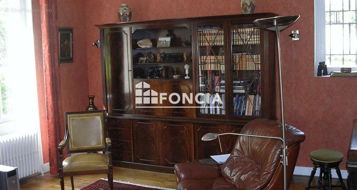 Maison à SAINTE-FOY-LES-LYON