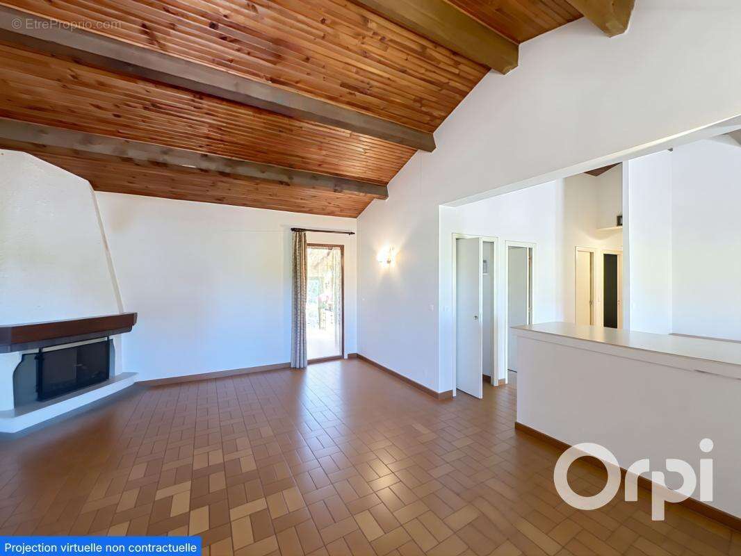 Maison à SAN-GAVINO-DI-CARBINI