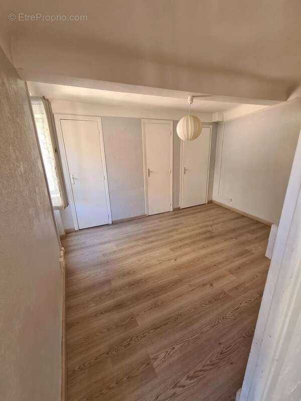 Appartement à VILLENEUVE-LOUBET