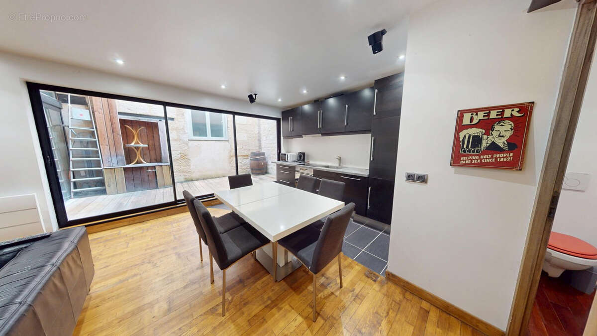 Appartement à BORDEAUX