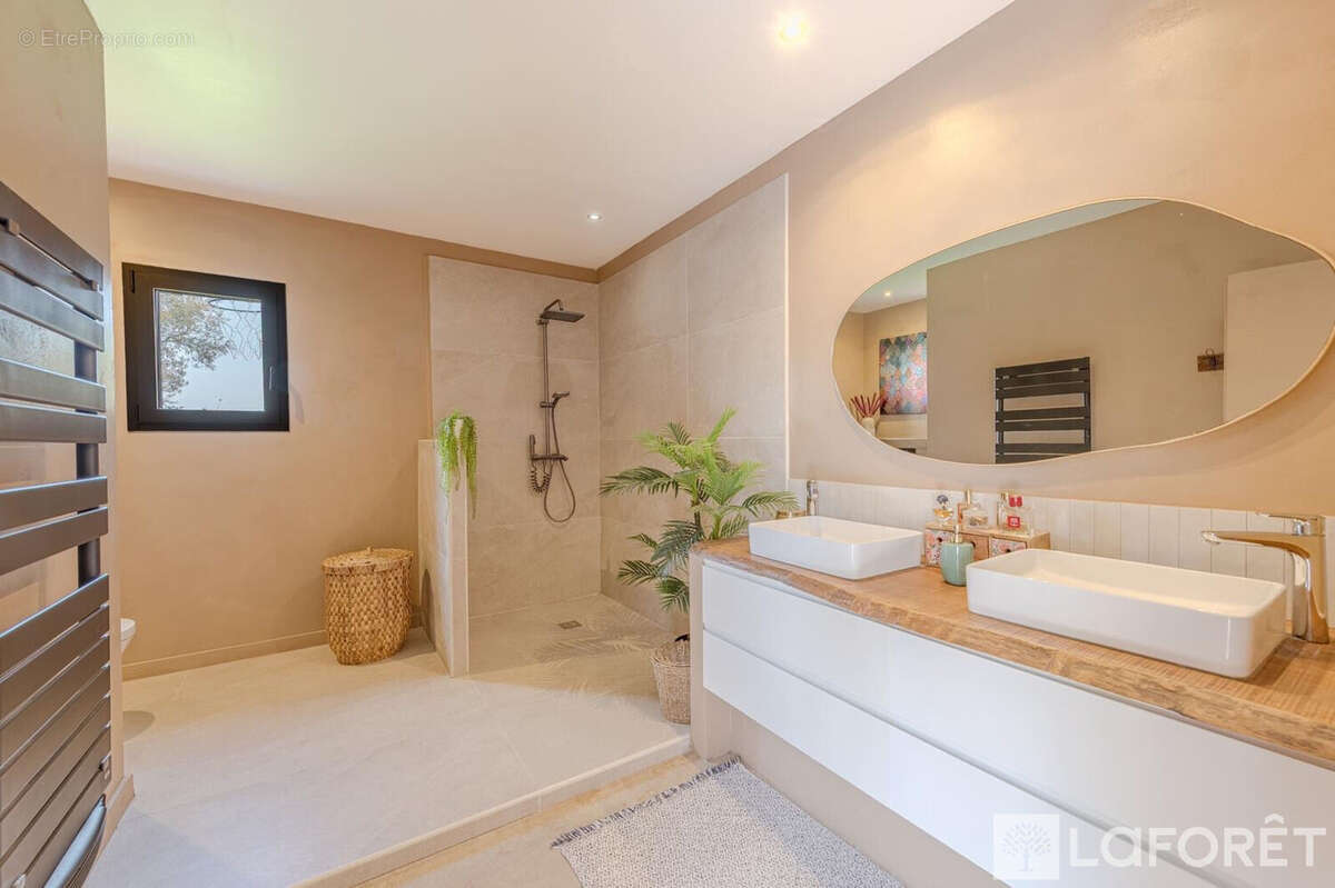Maison Frejus 5 pièce(s) 162 m2 - photo 10