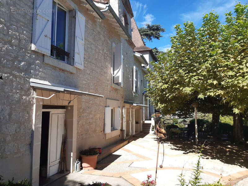 Maison à CAHORS