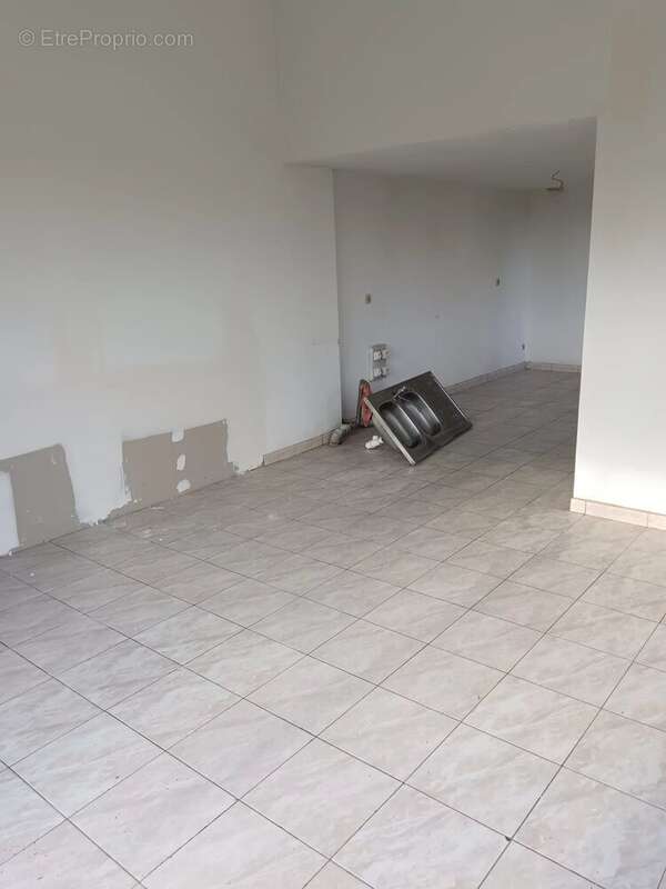 Maison à NUEIL-LES-AUBIERS