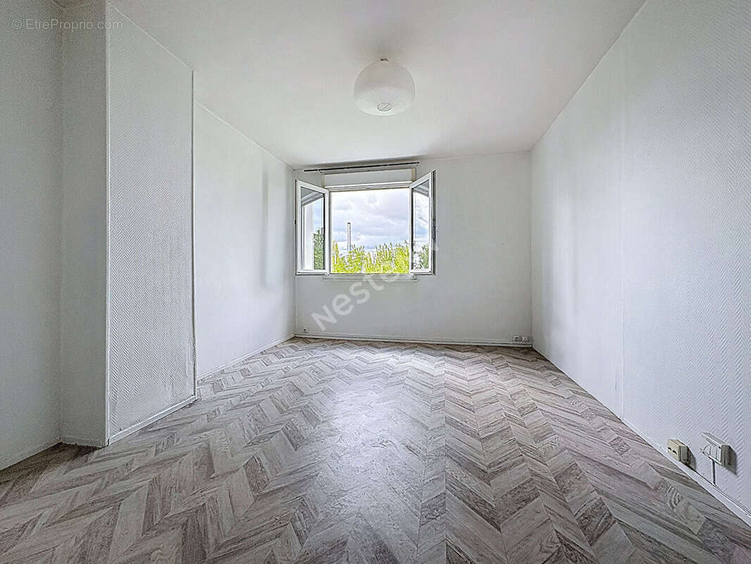 Appartement 3 pièces à vendre - Dernier étage, Ile de Nantes - secteur République - photo 4