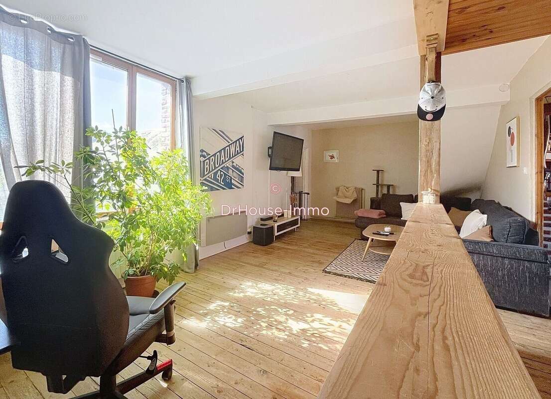 Maison 280 m² à Languevoisin-Quiquery  - photo 9