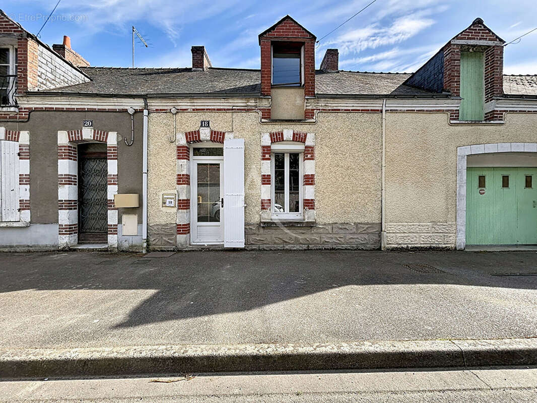Maison à SEGRE
