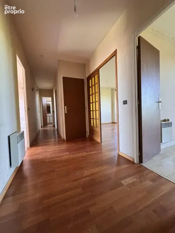 Appartement en copropriete - t4 - photo 5