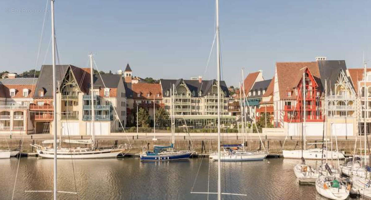 Appartement à DEAUVILLE