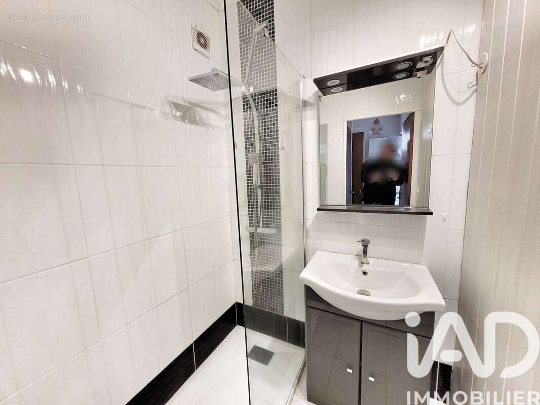 Photo 9 - Appartement à SAINT-MARTIN-DE-VALAMAS