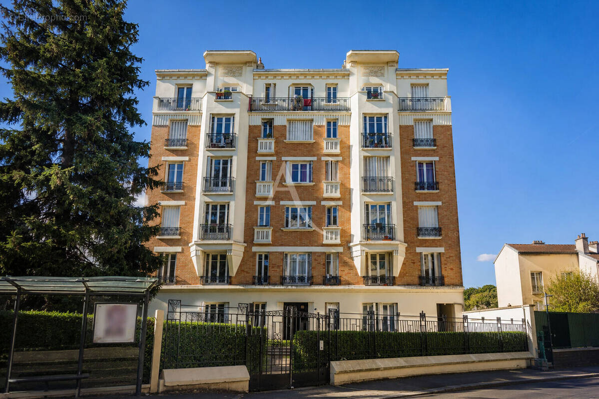 Appartement à FONTENAY-SOUS-BOIS