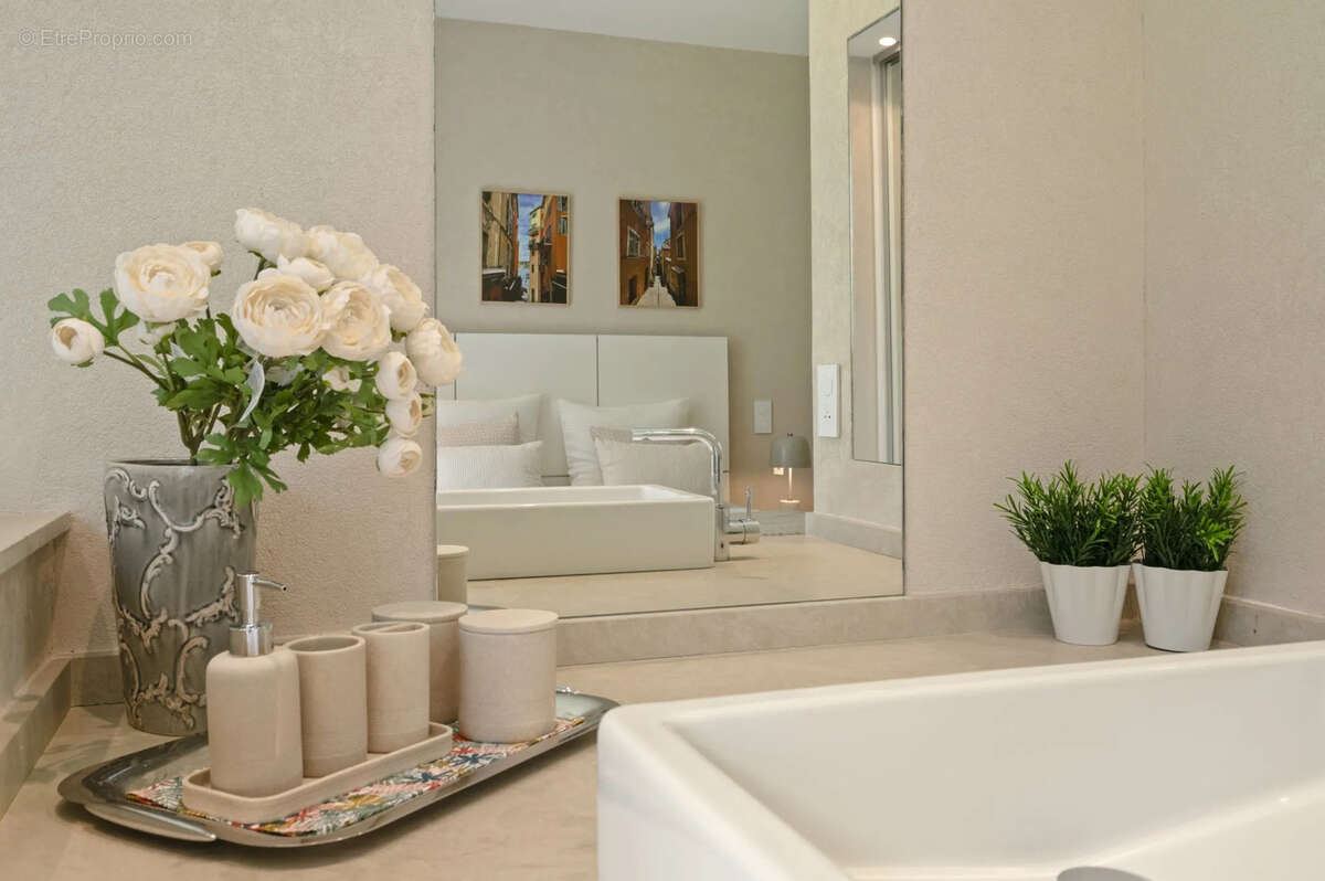 Maison 187 m² à Villefranche-Sur-Mer  - photo 21