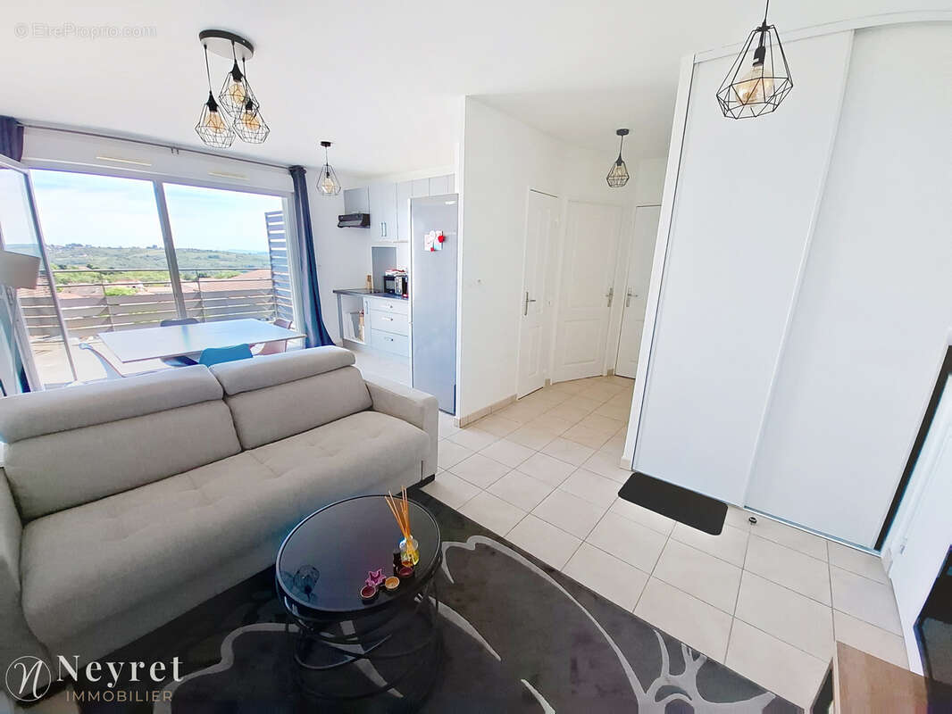 Appartement à MONTAGNY