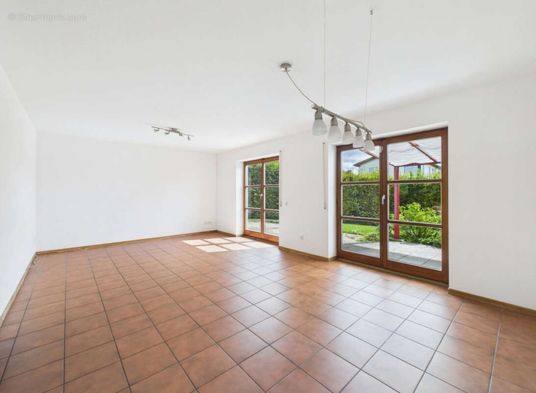 Maison 92m² à nanterre - photo 6