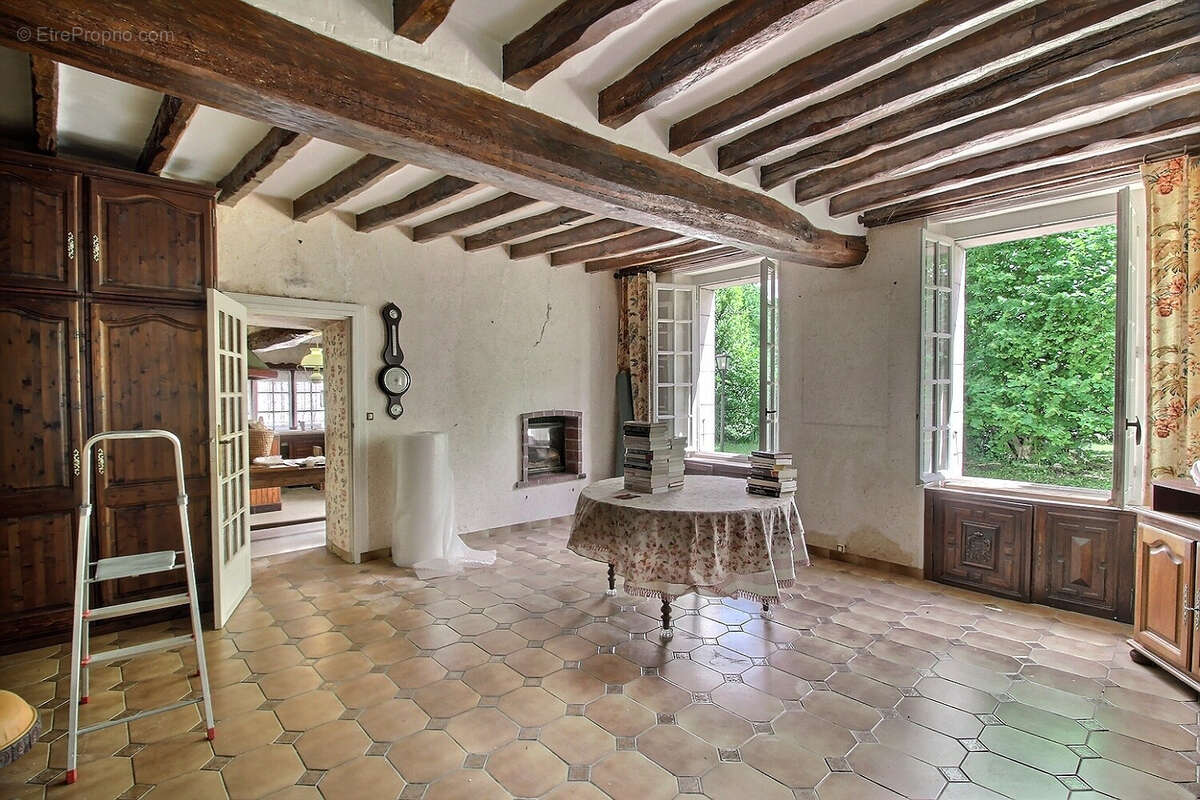 Maison à CHAMPLOST