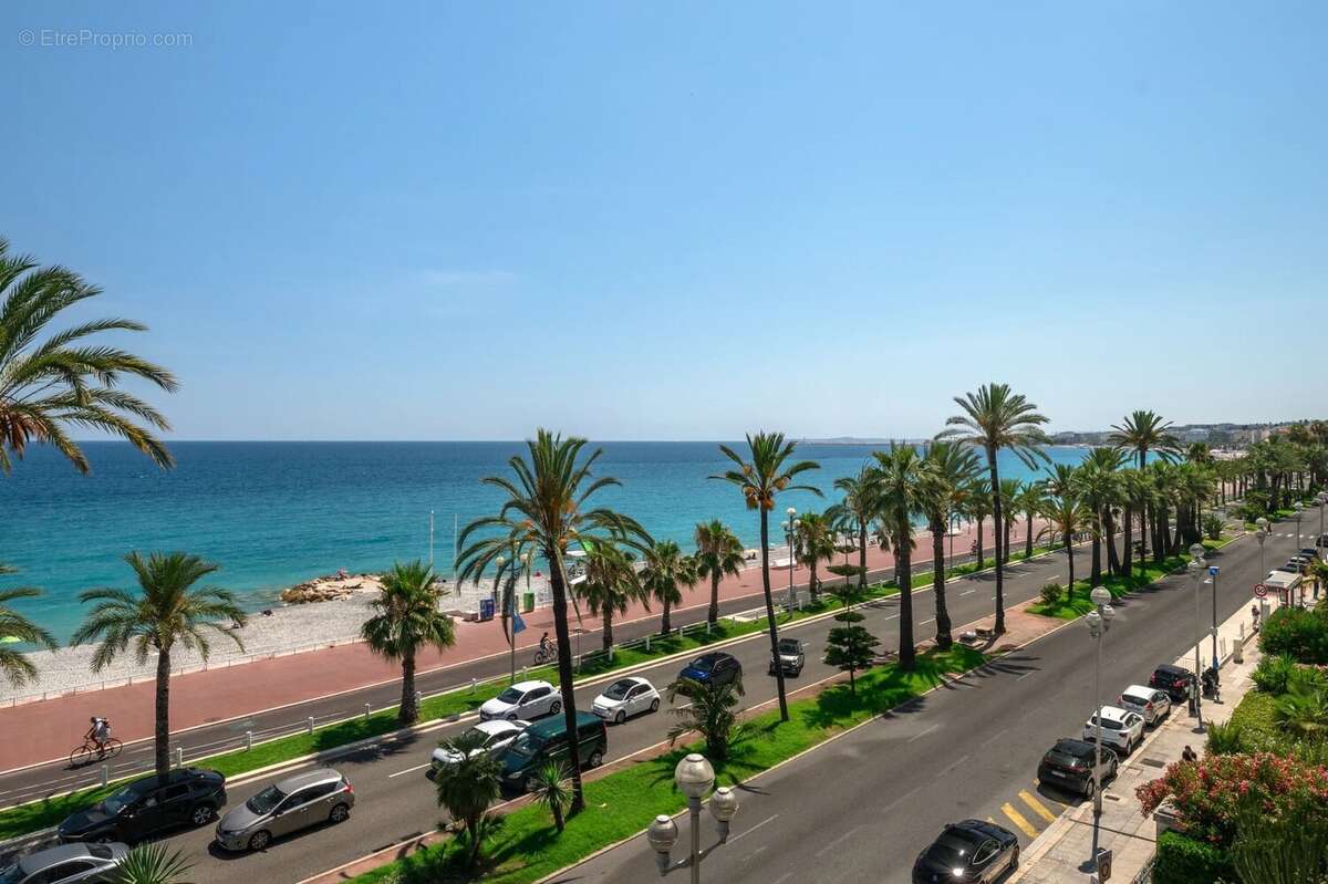 Nice Promenade des Anglais - 3 pièces à rénover - Vue Mer - photo 36