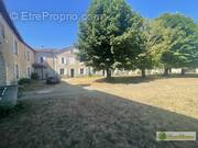 Appartement à AIGRE