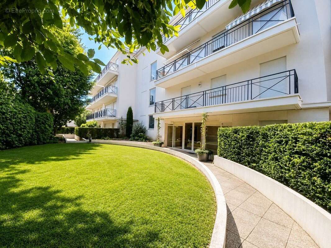 Appartement à LE VESINET