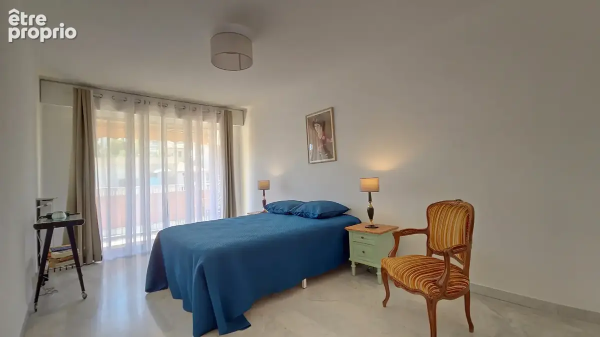 CANNES à vendre 3 pièces traversant traversant de 83 m2 avec terrasses - photo 10