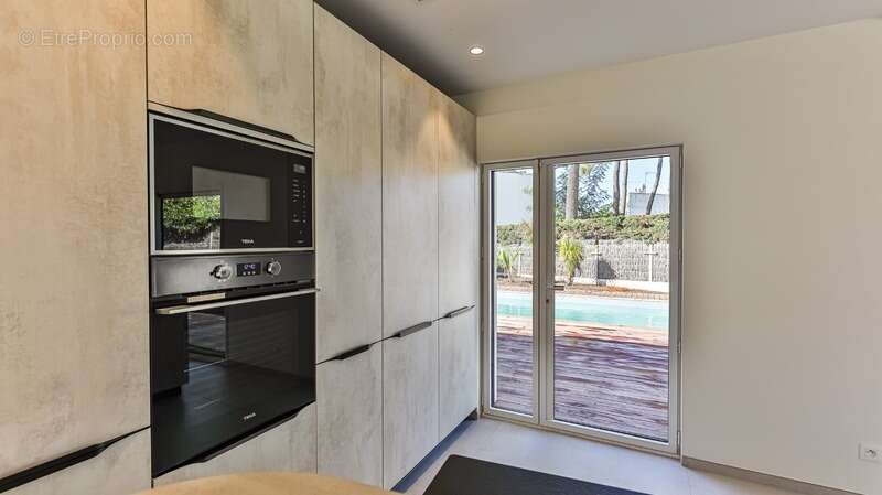 Maison avec jardin et piscine en plein coeur de la pironnière - photo 4