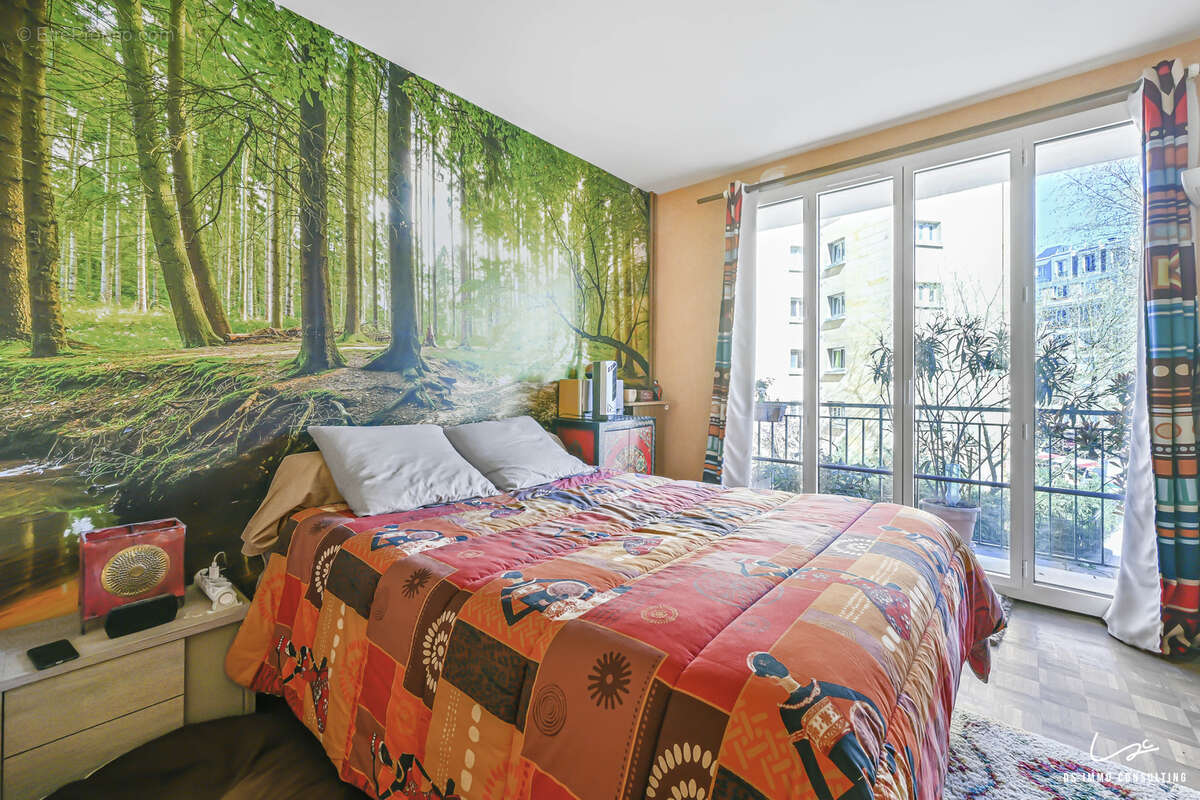 Appartement à PARIS-20E