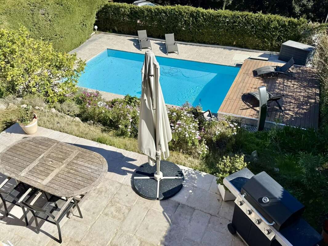 Vente maison avec piscine à Biot dans domaine sécurisé - photo 8