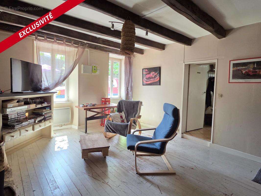 Maison 173 m² avec studio indépendant, piscine et 2 garages - Essouvert 17400 - photo 6