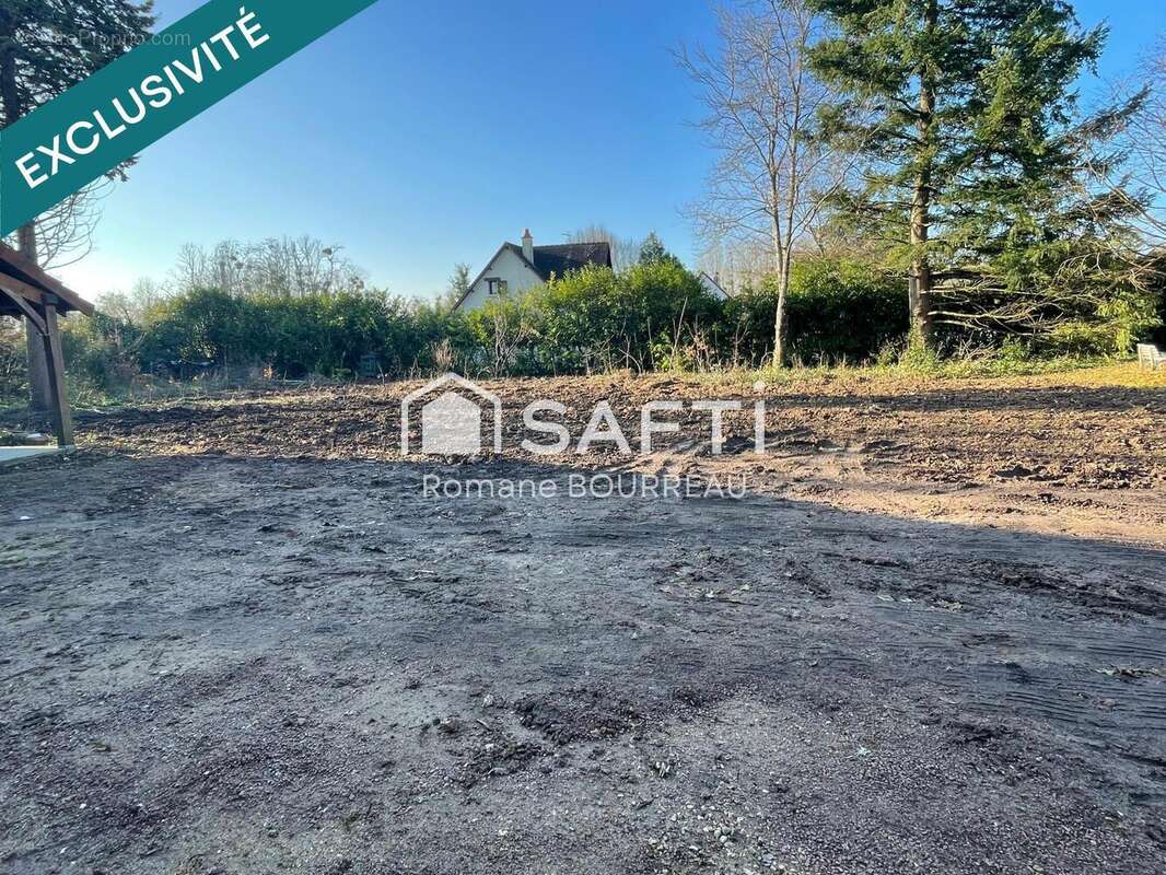 Photo 3 - Terrain à BALLAN-MIRE