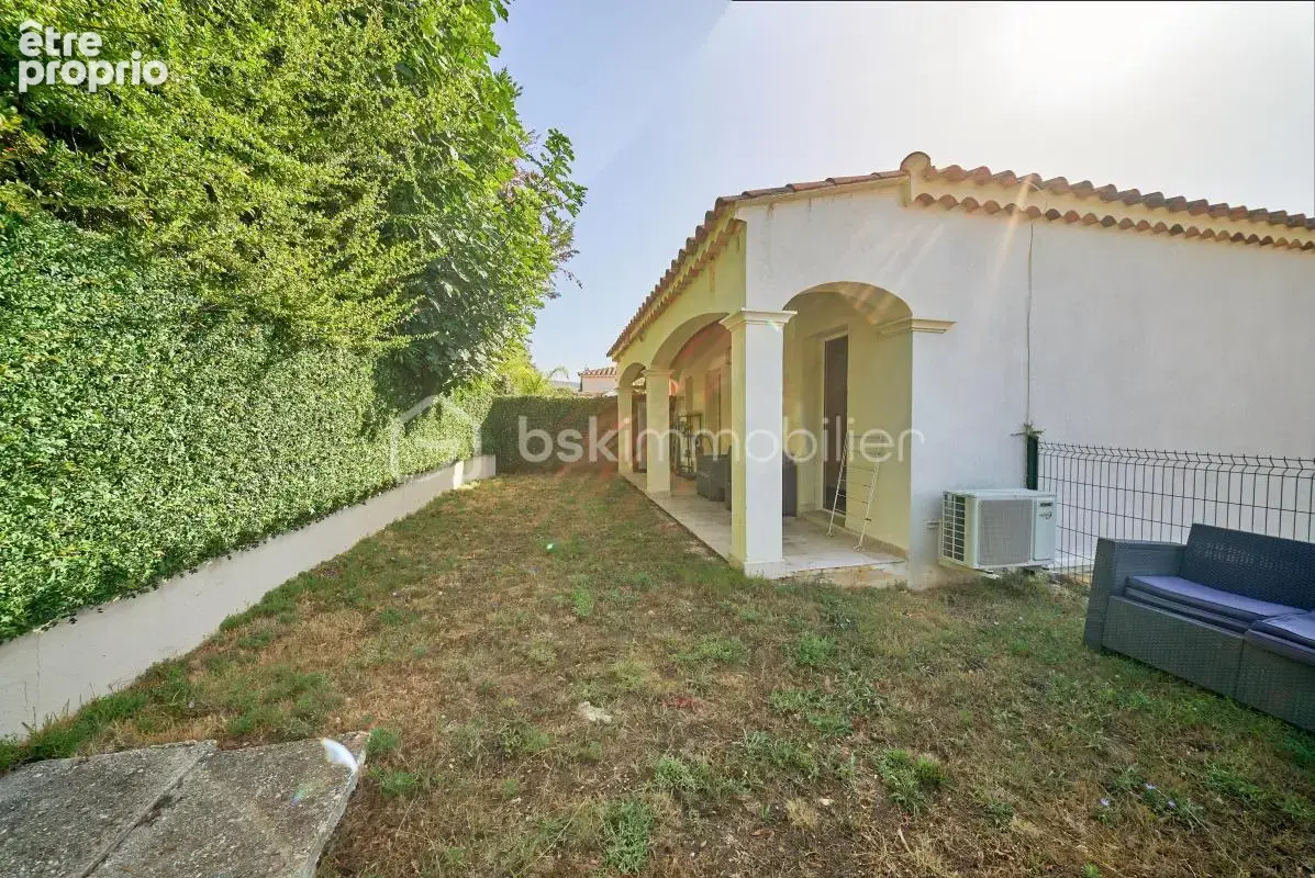 Maison à LE CASTELLET
