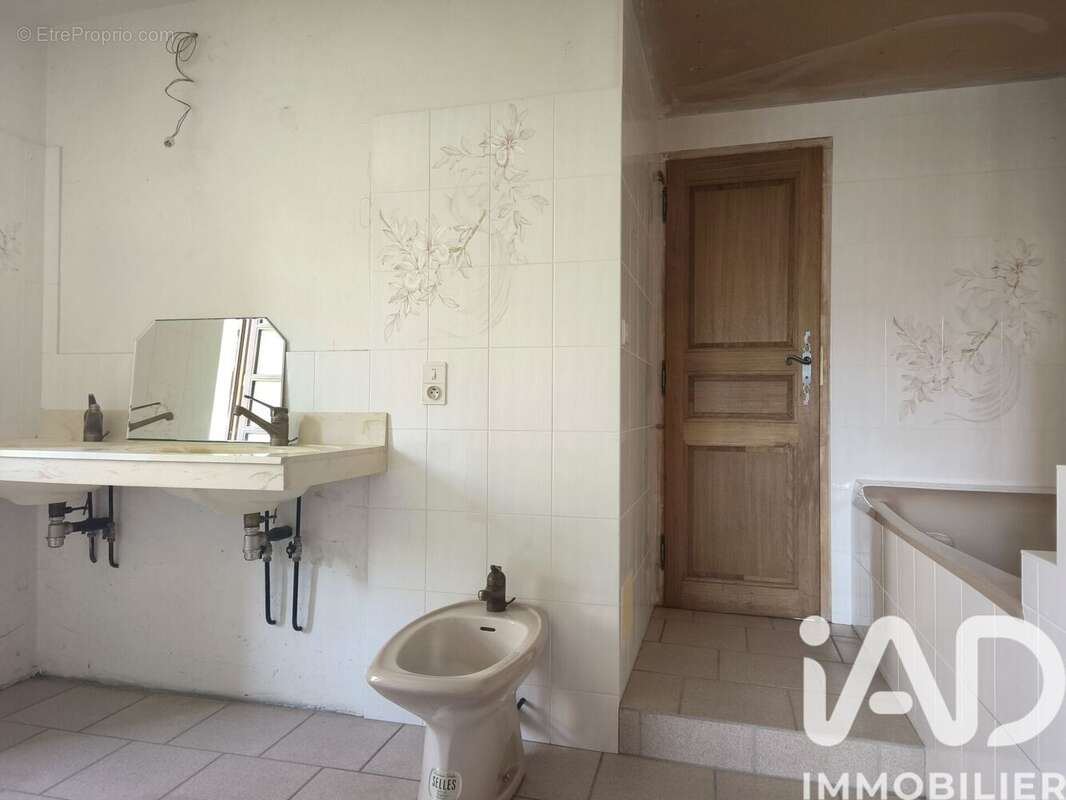 Maison 140 m² à Marmanhac  - photo 7