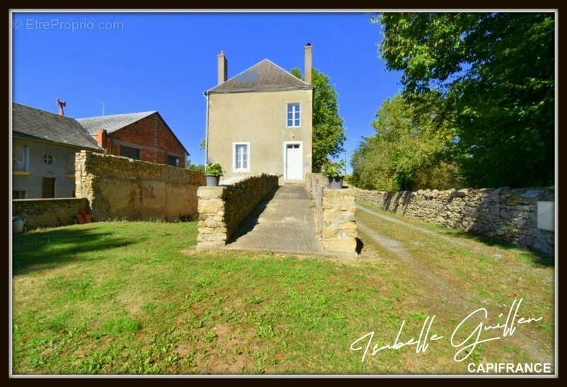 Maison à CHATEAUMEILLANT