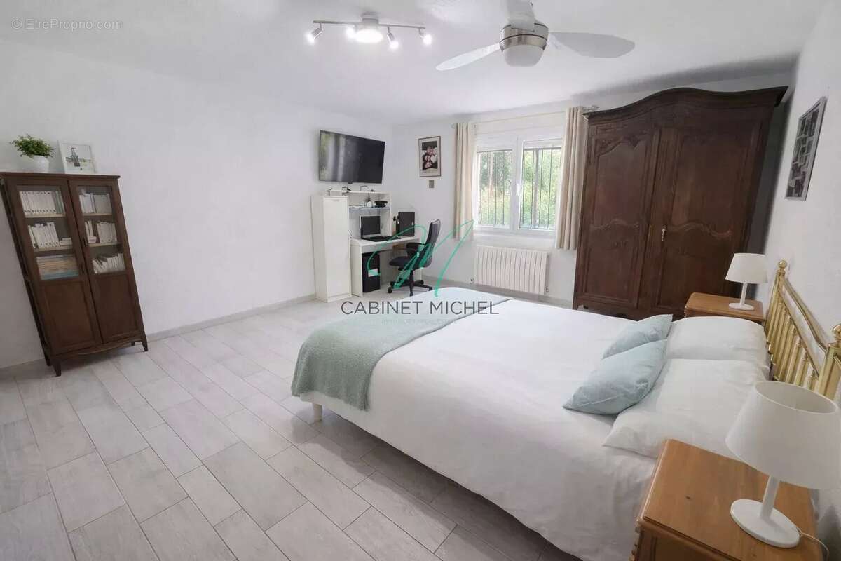 Maison à ROQUEFORT-LES-PINS