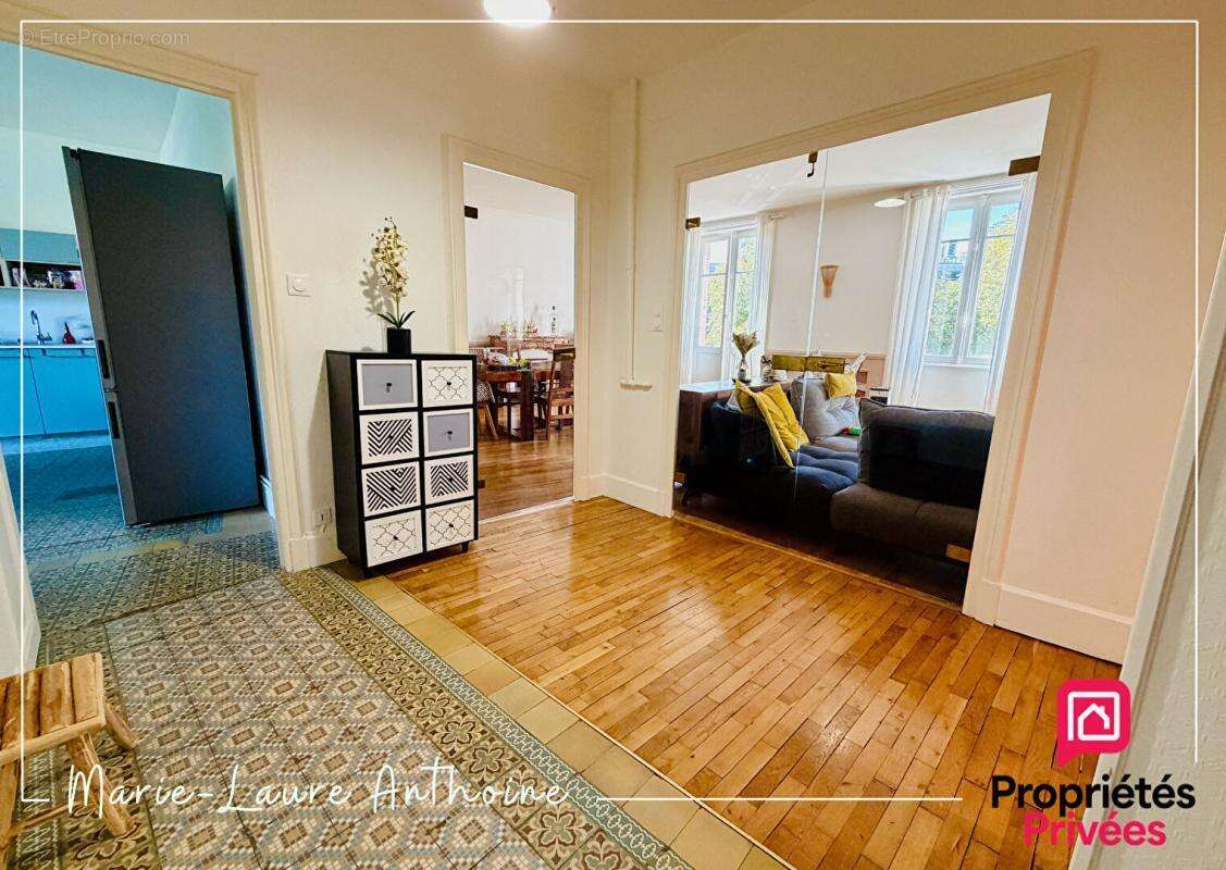 Appartement Bourg-en-bresse 5 pièce(s) 214.75 m2 - photo 11