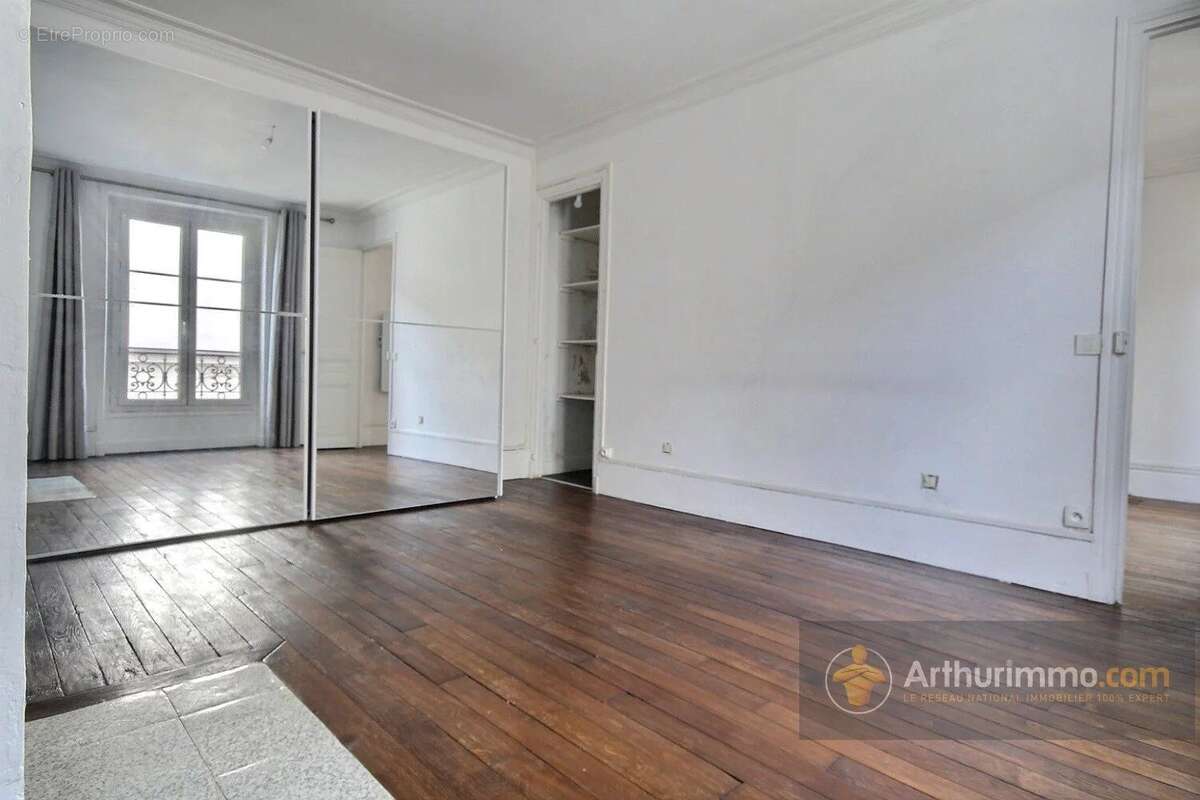 Appartement à PARIS-12E