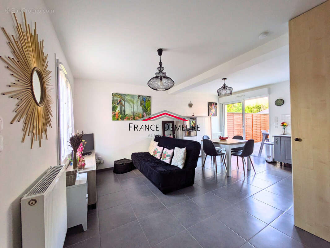 Maison à FRANCONVILLE