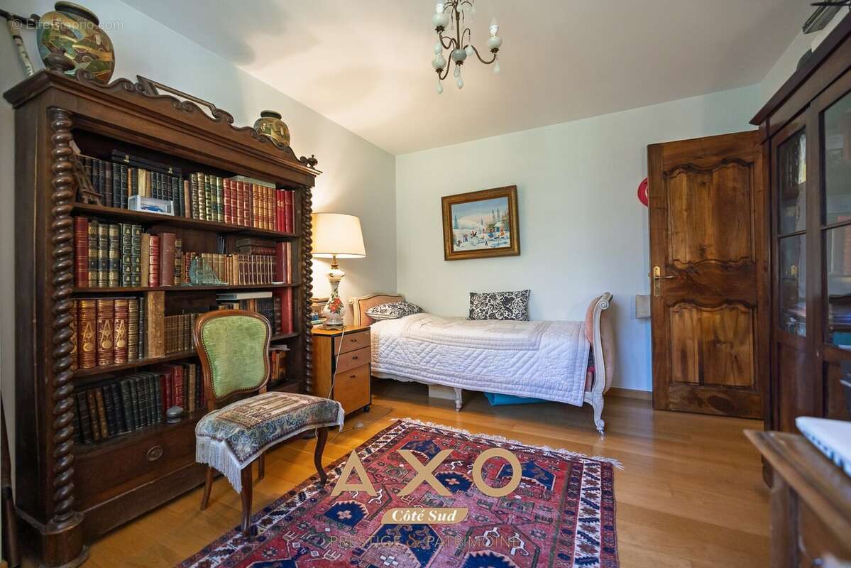 Maison à MEYRARGUES